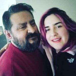 Meet your Posher, Crystal